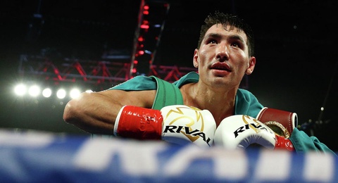 Стал известен следующий соперник казахстанского боксера Жанибека Алимханулы