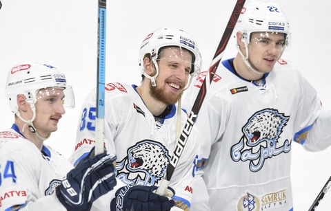 Хоккей. "Барыс"- СКА