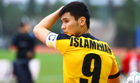 "Кайрат" расстался с Исламханом и Куатом