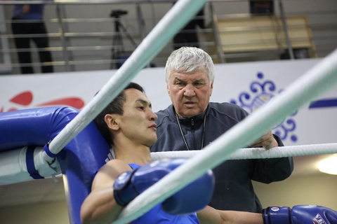 Сборная Казахстана по боксу гарантировала себе пять медалей на турнире в Венгрии