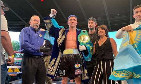 Непобежденный казахстанский боксер завоевал пояс NABF Junior