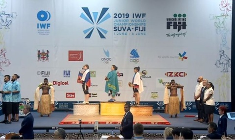 Дарья Ахмерова выиграла золотую медаль на чемпионате мира по тяжелой атлетике среди юниоров