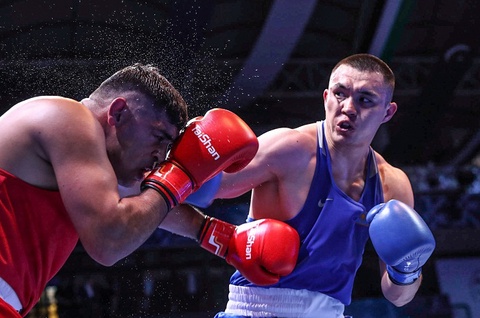 6 казахстанских боксеров вышли в полуфинал