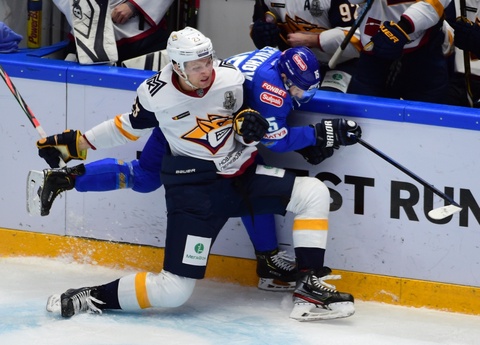 В третьем матче плей-офф КХЛ «Барыс» на выезде сыграет с «Металлургом»