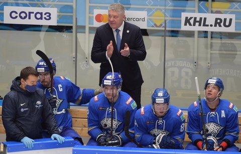 Шесть матчей «Барыса» перенесены на более поздний срок