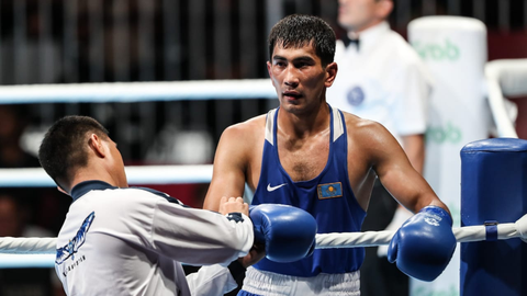 АСЛАНБЕК ШЫМБЕРГЕНОВ В 1/4 ФИНАЛЕ ЧЕМПИОНАТА МИРА