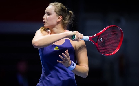 Елена Рыбакина пробилась во второй круг международного турнира в Сиднее