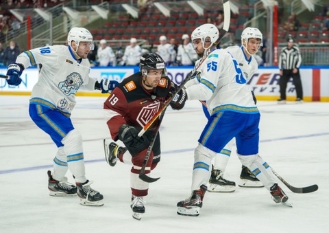 «Барыс» победил в первом матче в новом году