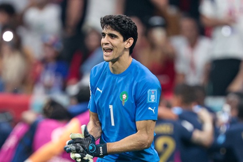 Яссин Буну претендует на звание лучшего вратаря