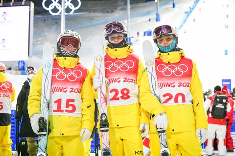 Казахстанские могулисты выступили на Олимпийских Играх