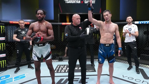 Шавкат Рахмонов вошел в десятку в рейтинге UFC