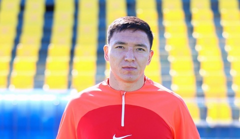 Официально: Еркин Тапалов стал игроком футбольного клуба «Кызыл-Жар СК»