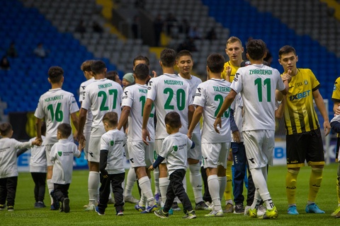 Игроки команды «Super Bol!» получили приглашения от профессиональных клубов