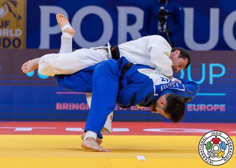 Пара дзюдоисты Казахстана завоевали три медали