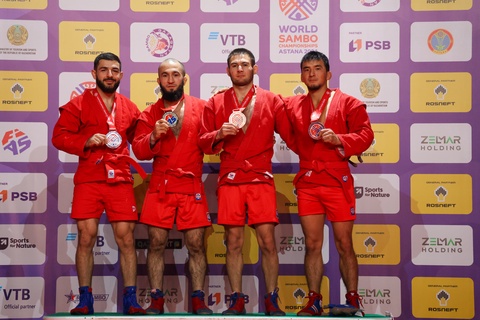Маратбек Рахметуллин завоевал бронзовую медаль чемпионата мира по боевому самбо