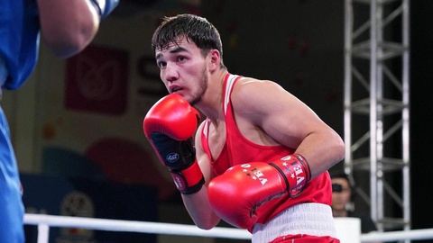 Бейбарыс Жексен өзбекстандық боксшыдан басым түсті