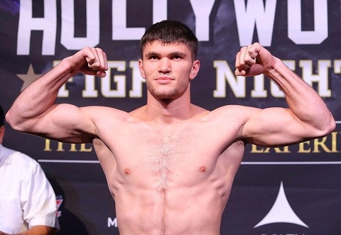 Казахстанский боксер Али Ахмедов узнал имя следующего соперника