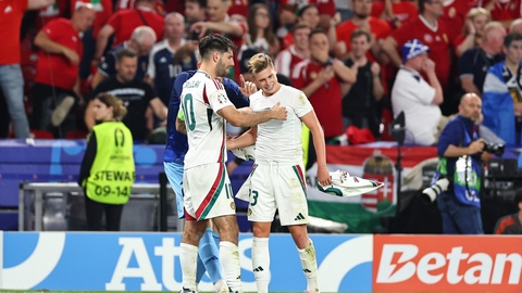 Швейцария 1/8 финалда, Венгрия плей-оффтан үмітті