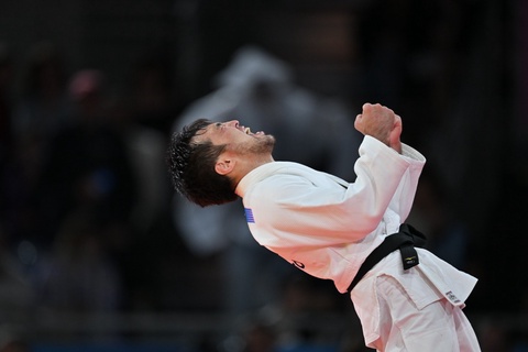 Тарихи сәт: Елдос Сметов дзюдодан париж олимпиадасының чемпионы