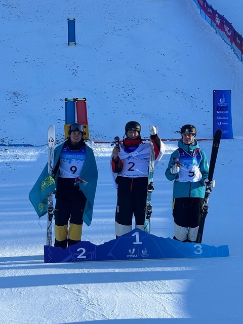 Антон Бондарев — серебряный призёр Универсиады