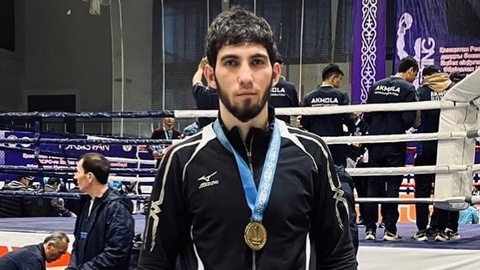 Нурмагамед Юсупов Әлем чемпионатын сәтті бастады