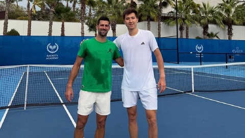 Бейбит Жукаев и Новак Джокович провели совместную тренировку