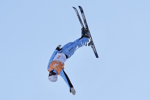 Харбин-2025: Сборная Казахстана завоевала серебряную медаль в фристайл-акробатике