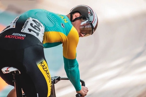 Кирилл Курдиди завоевал бронзовую медаль на чемпионате Азии по трековому велоспорту