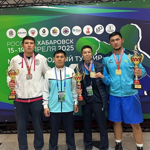 Казахстанские боксёры завоевали 11 медалей на турнире в России