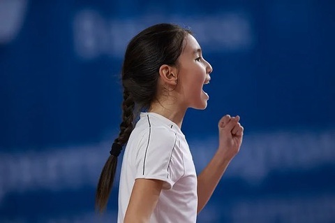 Ролан Гаррос: казахстанские юные теннисисты вышли в четвертьфинал