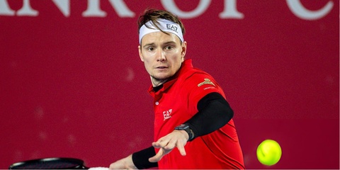 Александр Бублик вышел в полуфинал