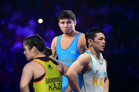 Сборная Казахстана завершила турнир по видам борьбы в Албании с 11 медалями