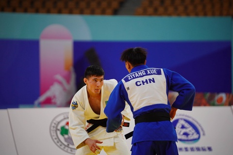 Казахстанские дзюдоисты не смогли завоевать медали в первый день чемпионата Азии