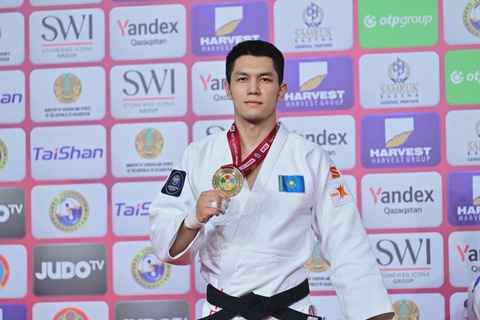Жалғас Қайролла Grand Slam турнирінің чемпионы