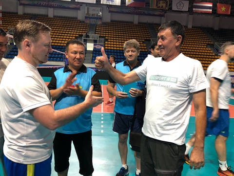 «QAZSPORT» провел товарищескую встречу с работниками ФВРК