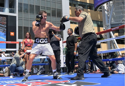 GGG - Canelo II. Боксшылар ашық жаттығу өткізді