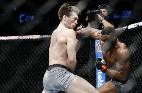 Чемпион UFC в полусреднем весе Тайрон Вудли победил Даррена Тилла на UFC 228 и сохранил титул