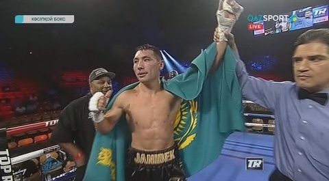 Жанибек Алимханулы одержал четвертую победу в профессионалах