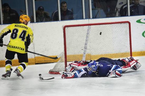 «Сарыарқа» сырт алаңда Ресейдің «Буран» командасымен кездеседі
