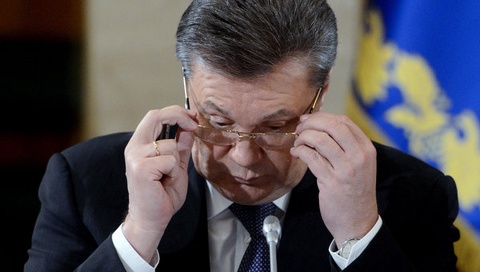 Янукович Олимпиада жүлдегерлеріне пәтер кілтін табыс етеді 