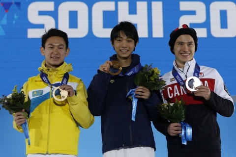 Мамыр айында «Денис Тен және оның достары» атты шоу өтеді