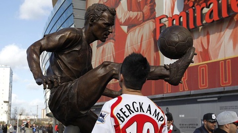 Деннис Бергкамп «Арсенал» жанкүйерлерінің жүрегінде