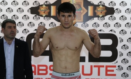 ММА. Ержан Естанов жартылай финалға шықты