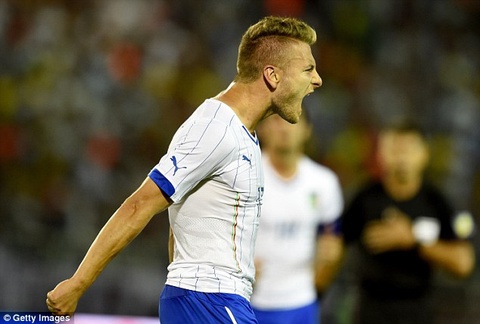 Иммобиленің үш голы Италияға жеңіс әкелді