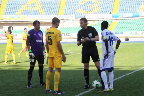 «Зимбру» - «Шкендия» матчында қазақстандық төрешілер қызмет атқарады