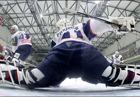 «Барыс» бір жыл ойнамаған қақпашыны шақырды