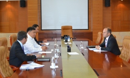 Ауыр атлетикадан Қазақстанда өтетін Әлем чемпионаты алдында IWF сарапшылары Алматыға келді