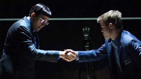 Карлсен мен Ананд шахматтан Әлем чемпионы атағы үшін өткен 8-ші партияда тең түсті 