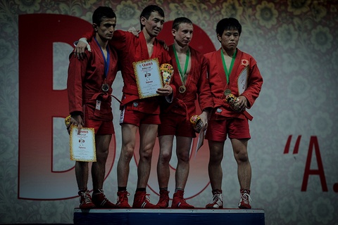 Самбо. «А.Харлампиев мемориалы» Әлем кубогында Қазақстан құрамасы 13 медаль иеленді