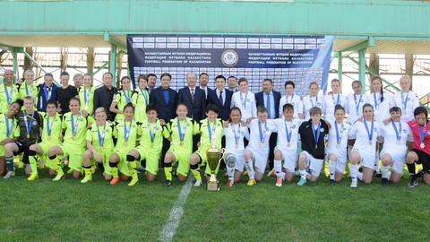 «БИІК-Қазығұрт» клубы футболдан әйелдер арасындағы Қазақстан Кубогының иегері атанды